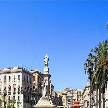 Stesicoro Inhabit - Center 3*