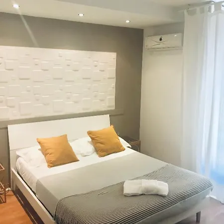 Stesicoro Inhabit - Center Guest house